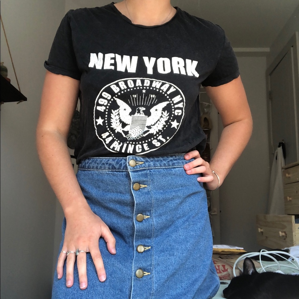 Brandy Melville New York graphic tee